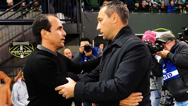oscar-pareja-mother.jpg
